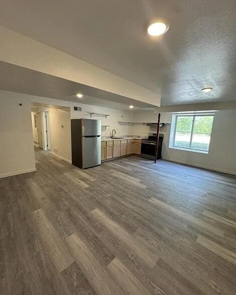 Building Photo - New Haven Apartments