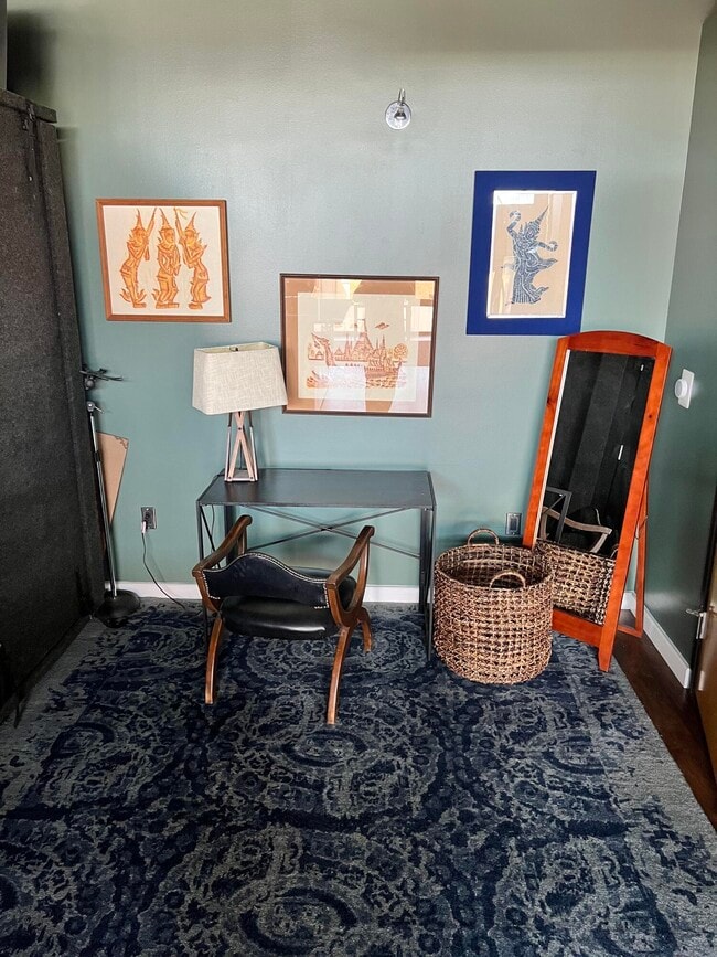 Building Photo - 100 Gold Ave SW