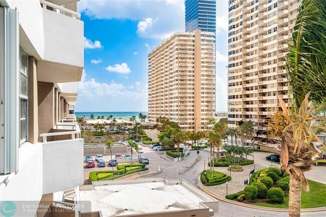Building Photo - 1965 S Ocean Dr