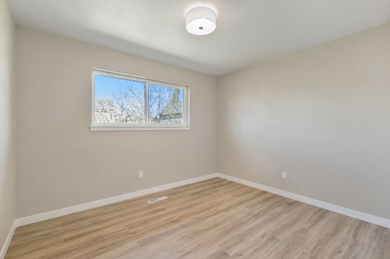 Building Photo - 1101 Timber Ln