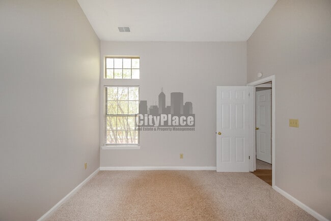 Building Photo - 5231 Pin Oak Dr