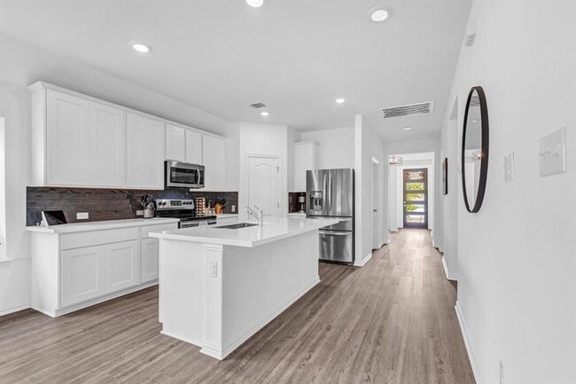 Primary Photo - 1321 Morning View Rd