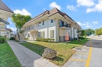 Building Photo - 7111 SW 129th Ave