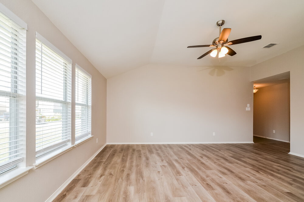 Building Photo - 1232 Wenatchee Dr