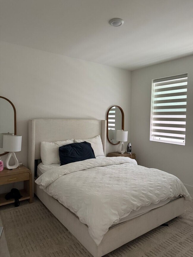 Building Photo - Everly At Civita Gorgeous Home with Lots of Upgrades- A Resort Style Living in the Heart of San D...