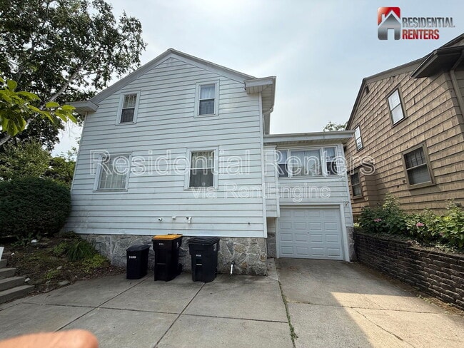 Building Photo - 2185 N 70th St