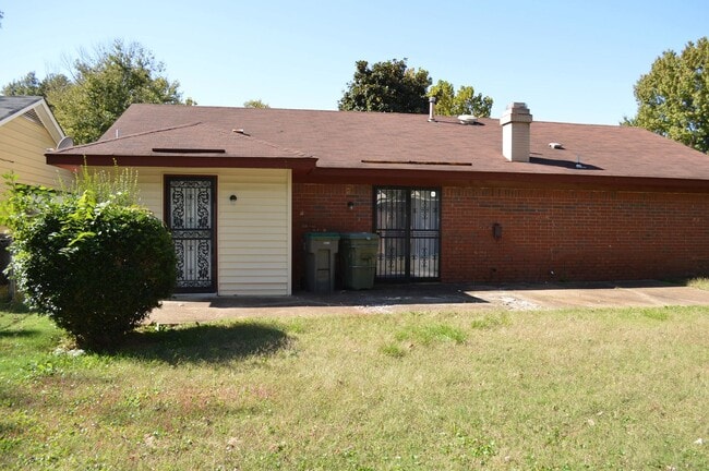 Building Photo - 3856 Jasmine Dr