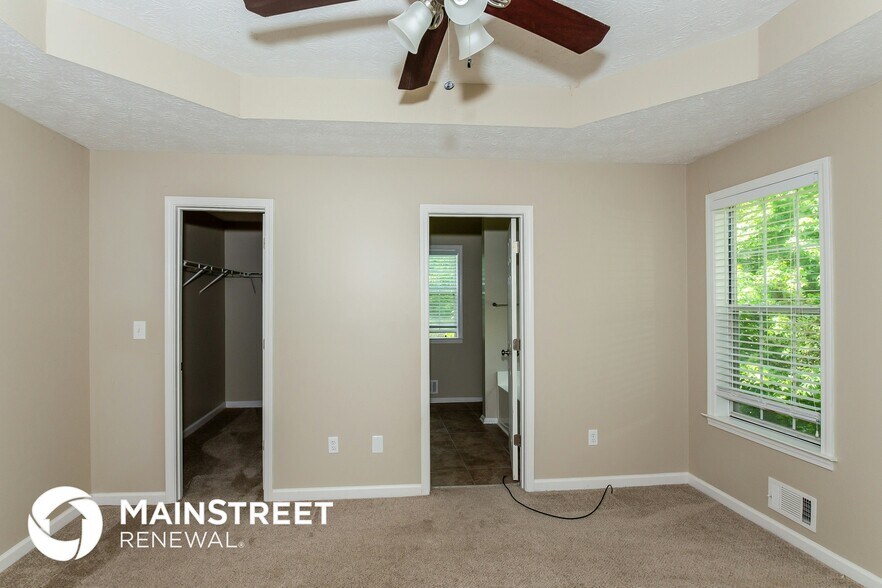 Building Photo - 121 Aristocratic Way