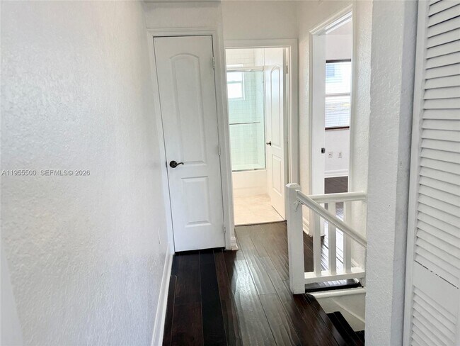 Building Photo - 7801 Hispanola Ave