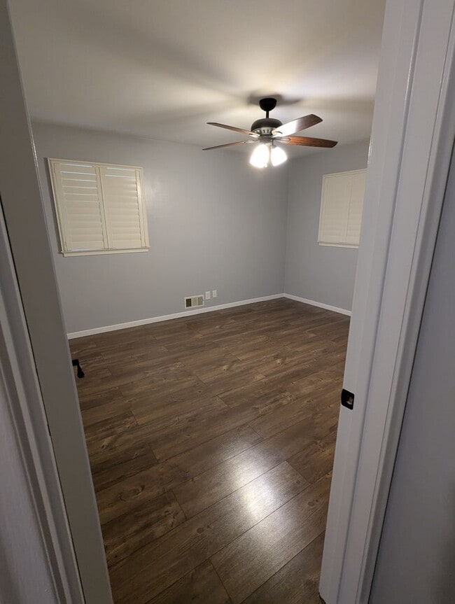 Building Photo - Charming & Spacious Home in the Heart of R...