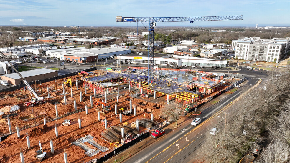 Building Photo - Southerly LoSo