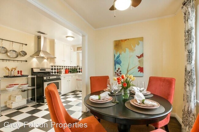 Building Photo - 2 br, 1 bath House - 3342 San Carlos Way