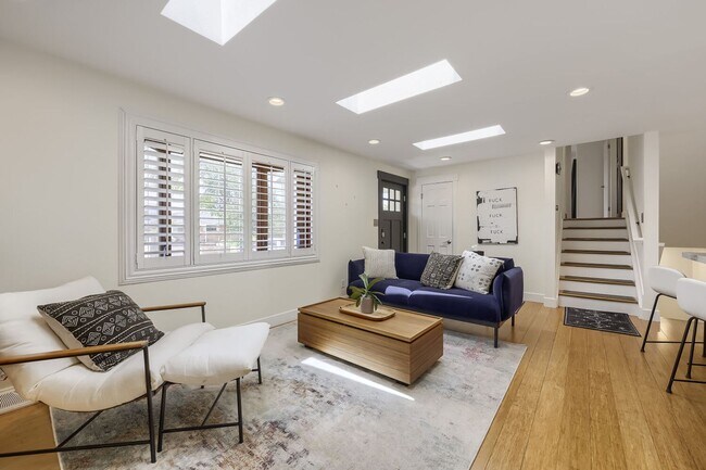 Building Photo - South Boulder Stunner | Fully Remodeled 4BD Retreat with Incredible Backyard - Available August 1!