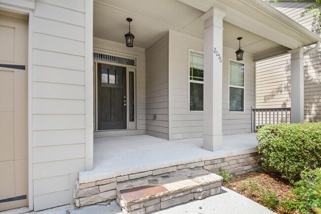 Building Photo - 2056 Hatteras Wy