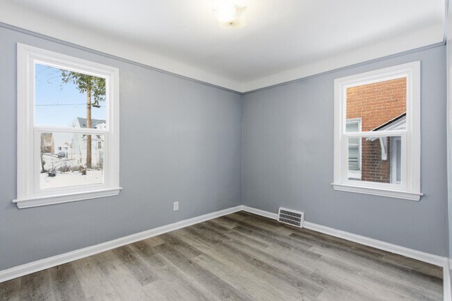 Building Photo - 9233 McKinney St