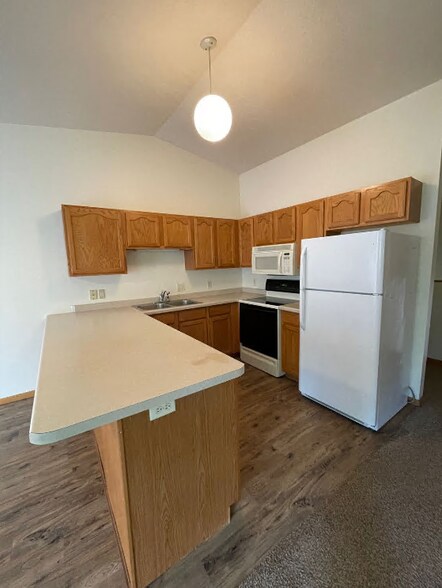Building Photo - 310 Scheidler Rd