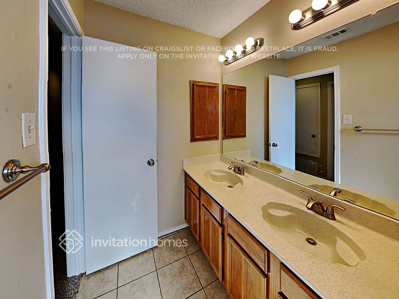 Building Photo - 4364 Bentley Dr