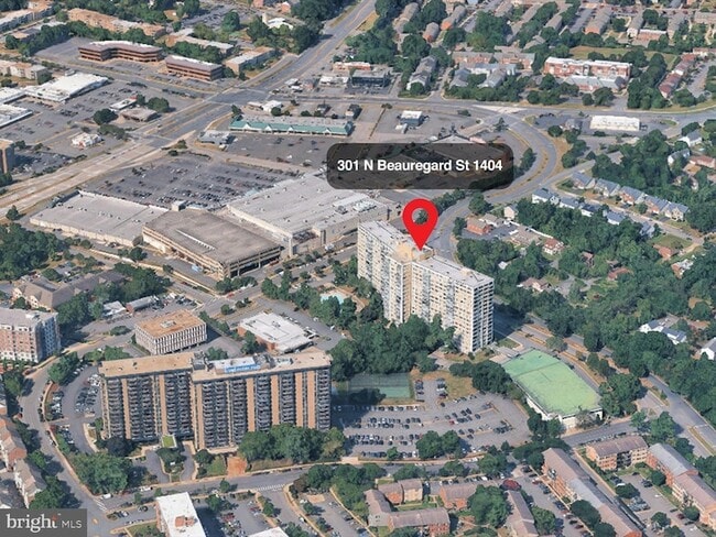 Building Photo - 301 N Beauregard St