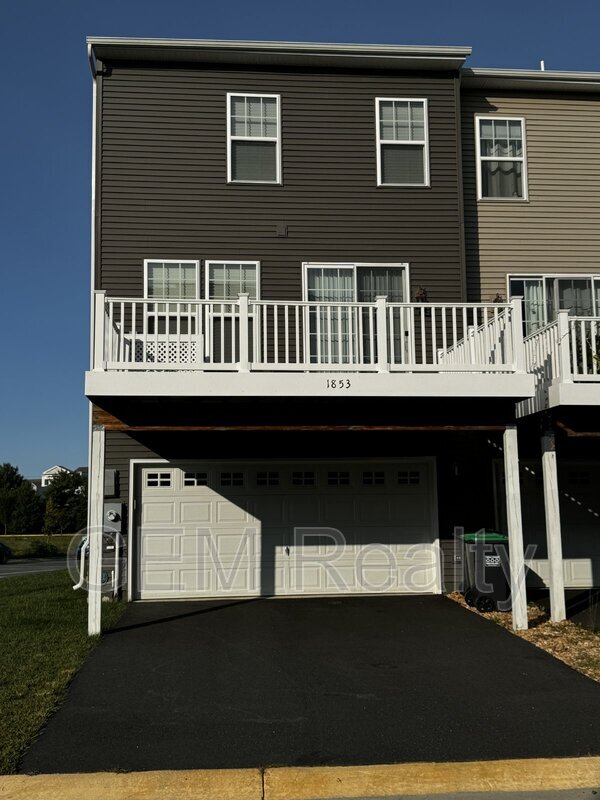 Building Photo - 1853 Sag Harbor Ln