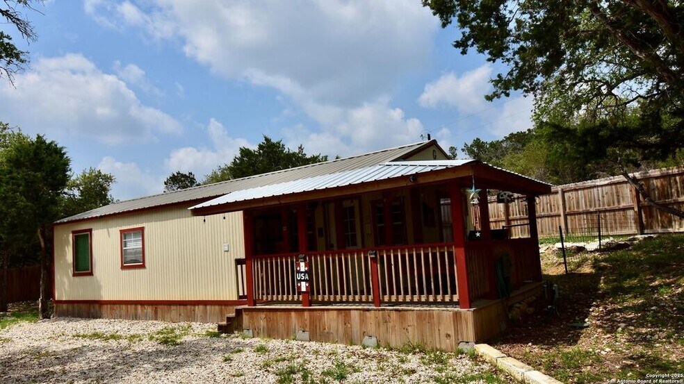 Building Photo - 1224 Campfire