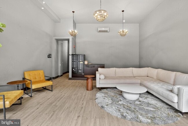 Building Photo - 59 N 2nd St