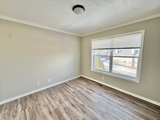 Building Photo - 1104 Mazatlan Cir