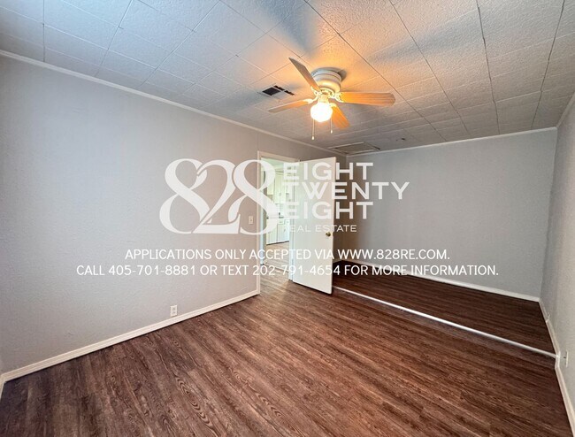 Building Photo - *AVAILABLE NOW* 3 BED/1 BATH SINGLE FAMILY HOME IN DEL CITY!