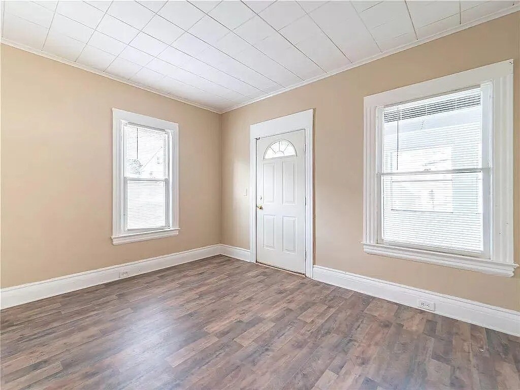 Building Photo - 1339 Clifford Ave