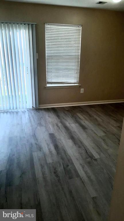 Building Photo - 7546 Stephen Dr