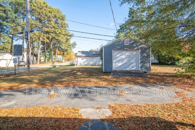 Building Photo - 4930 Bethlehem Rd