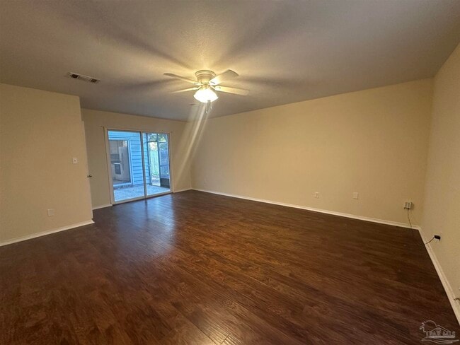 Building Photo - 4218 Baywoods Dr
