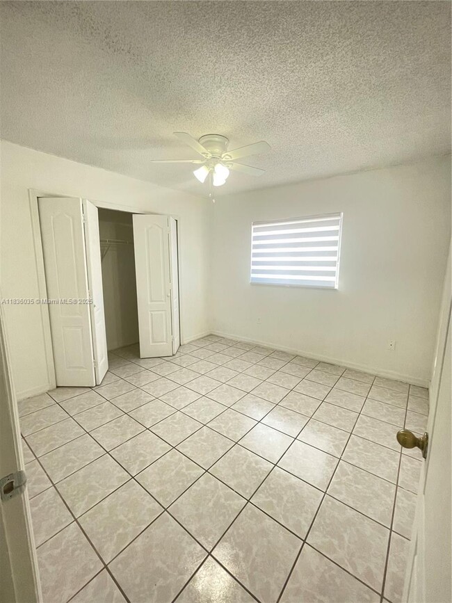 Building Photo - 15869 SW 70th Terrace