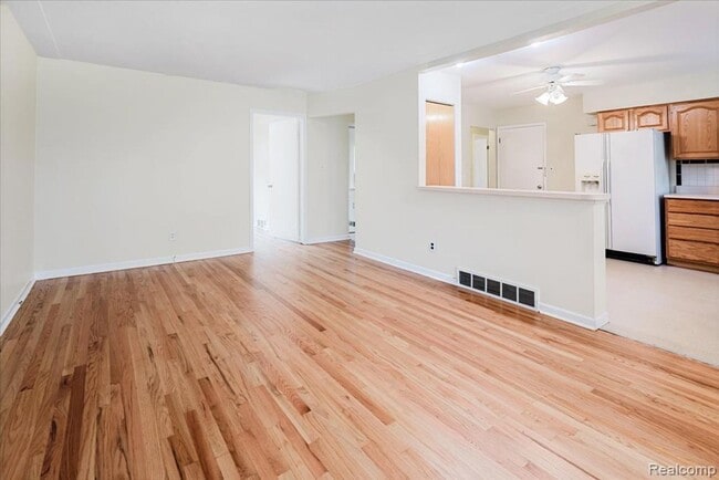 Building Photo - Location! Location! Location!