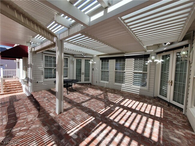 Building Photo - 5110 N Valadez St