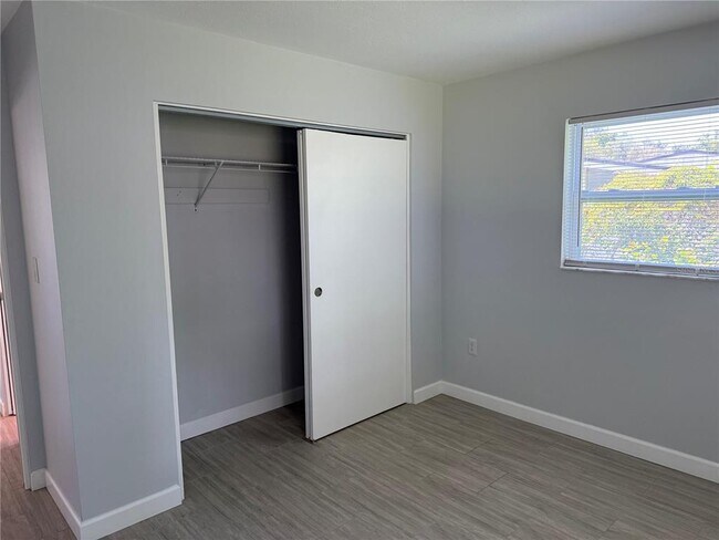 Building Photo - 2451 Nassau St