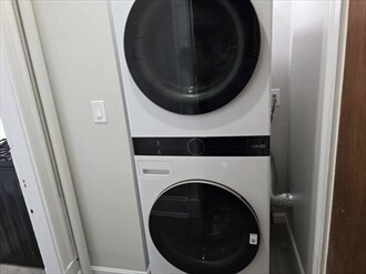 Building Photo - 39 Pearson Rd