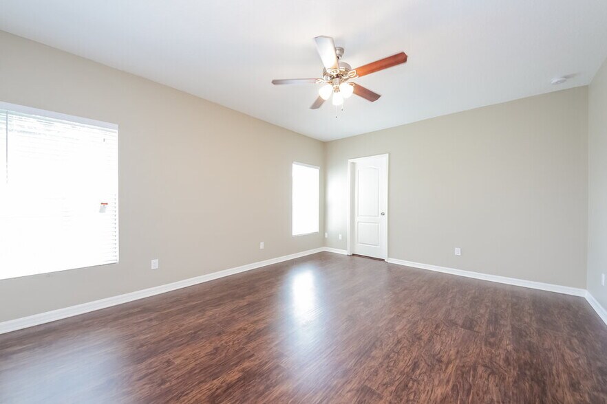 Building Photo - 4921 Windbourne Way