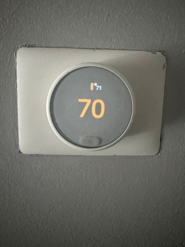 Building Photo - 10129 Oakton Terrace Rd