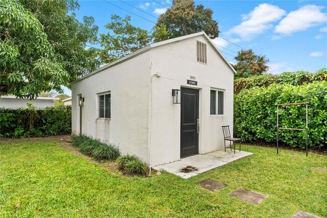 Building Photo - 5854 SW 62nd St