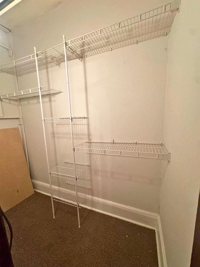 Building Photo - 186 Avenue C