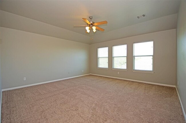 Building Photo - 6800 Cromarty Ln