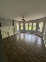 Building Photo - 8418 S Drexel Ave