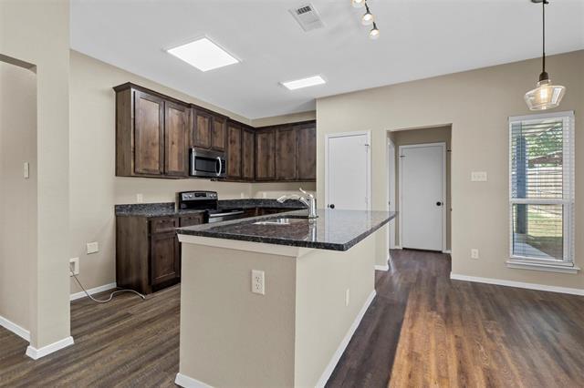 Building Photo - 431 Jannie St