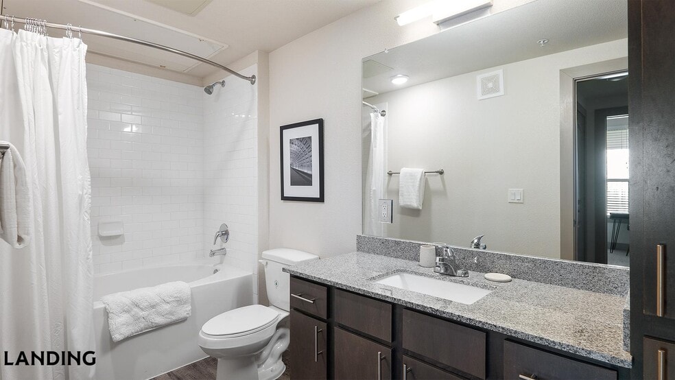 Building Photo - 12500 Shadowglen Trce