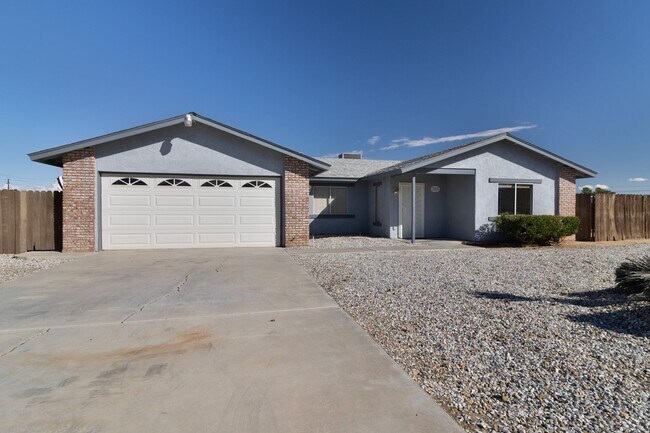 Primary Photo - 11515 Chimayo Rd