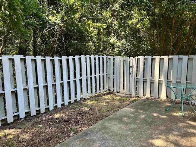 Building Photo - 911 Hulon Ln