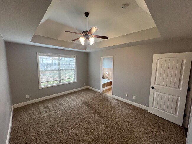 Building Photo - 599 Kicker Ct