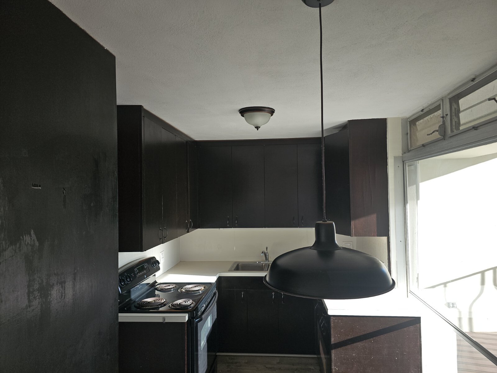 Building Photo - 1519 Nuuanu Ave