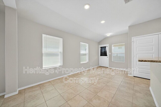 Building Photo - 13438 Carter Cv