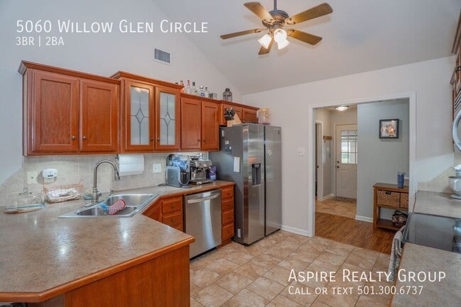 Building Photo - 5060 Willow Glen Cir